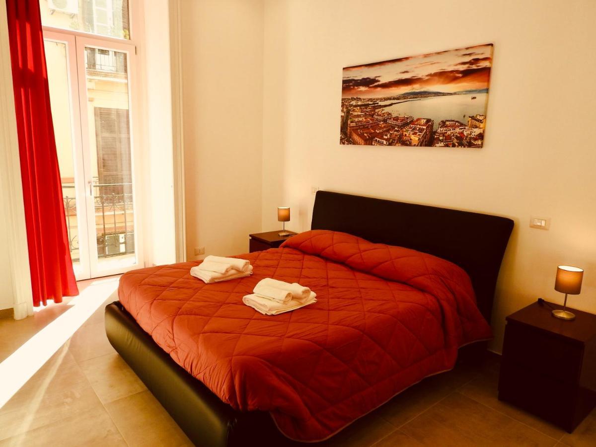 Napoli Centrale Suite Exterior photo